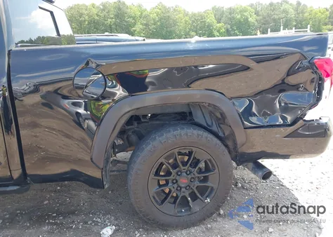 2024 Toyota Tundra Sr5 4Wd z USA, uszkodzony, nr VIN 5TFLA5DA5RX163743